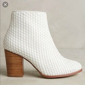 Billy Ella white stitch boot